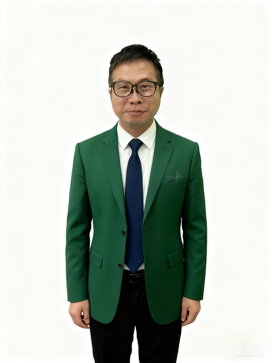 不動產經紀營業員 何志宏（阿宏）